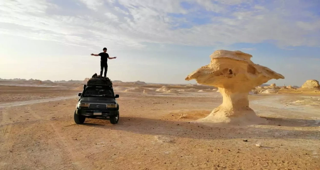 Visite de l'oasis de Bahariya et du désert blanc au départ du Caire