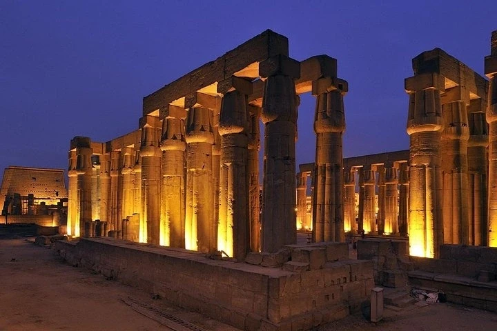 Excursion au spectacle son et lumière du temple de Philae