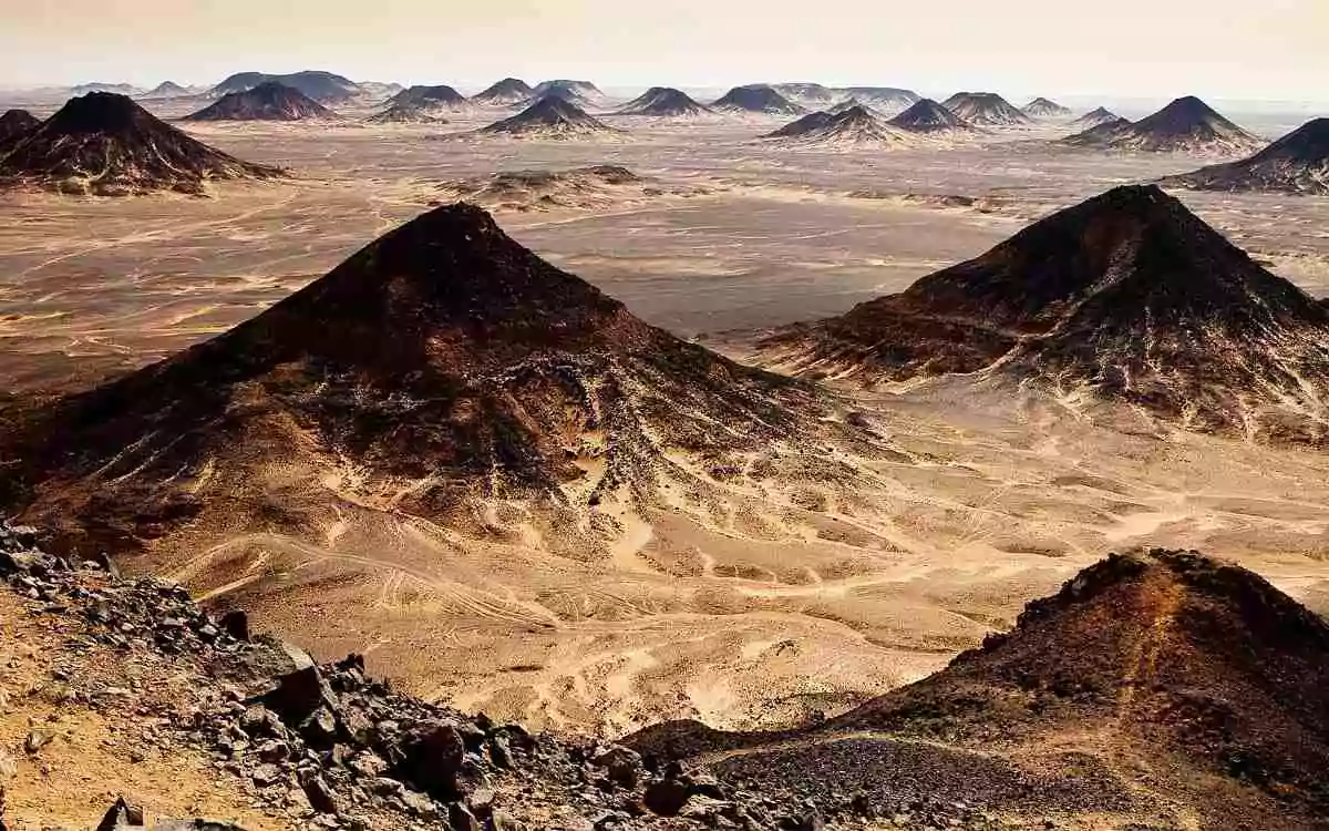 Le Désert Noir en Egypte