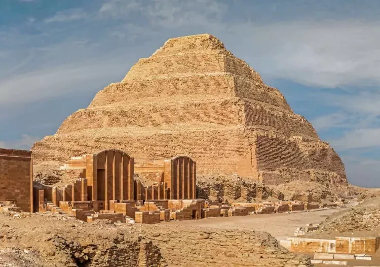 Pyramides de Gizeh, Saqqarah et Memphis depuis Port Saïd