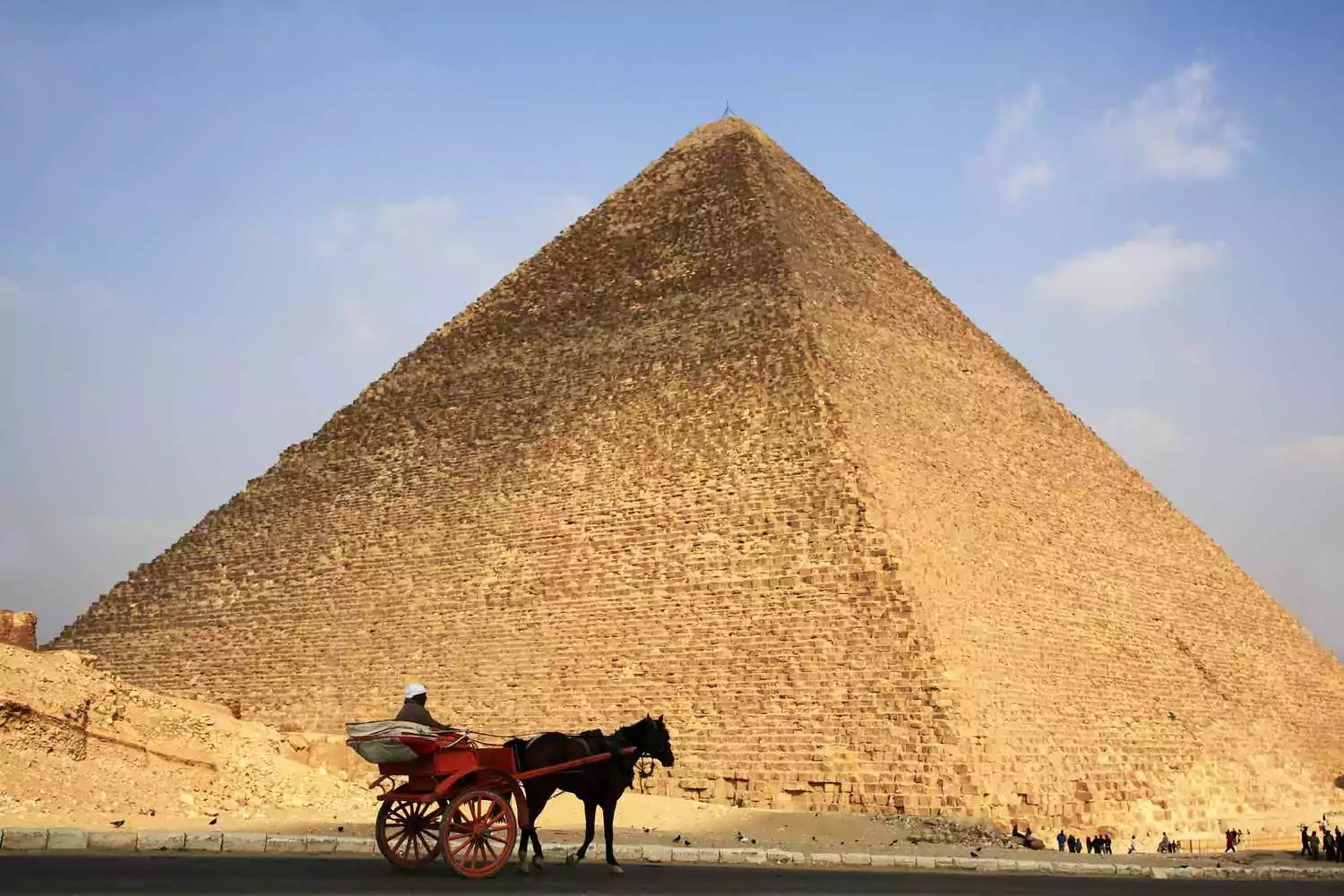 Pyramids Small Group Trip From Hurghada