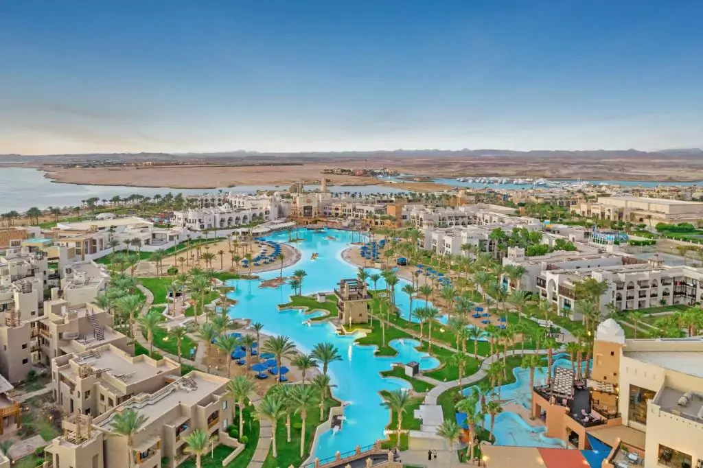Private Transfer from Port Ghalib to Hurghada Airport