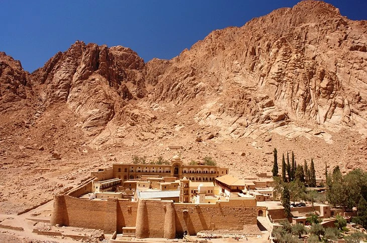 Mount Sinai and Saint Catherine Tour from Dahab