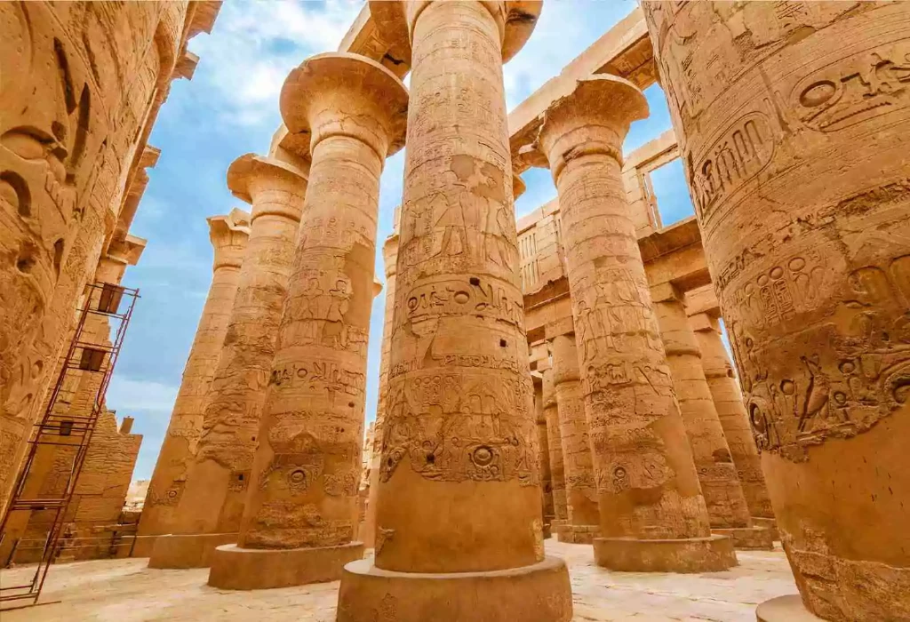Cairo, Bahariya Oasis, Luxor and Hurghada Tour